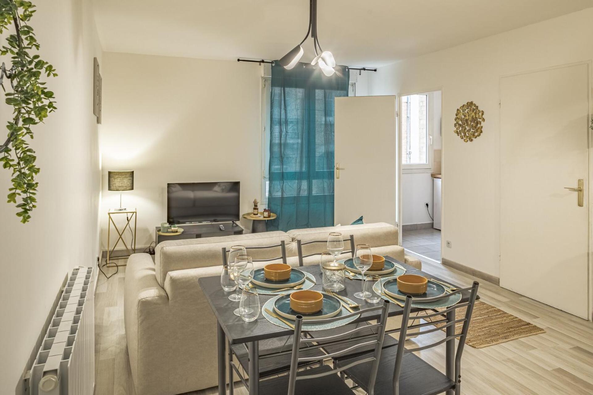 Julia Home, Madamedemconciergerie Реймс Екстериор снимка